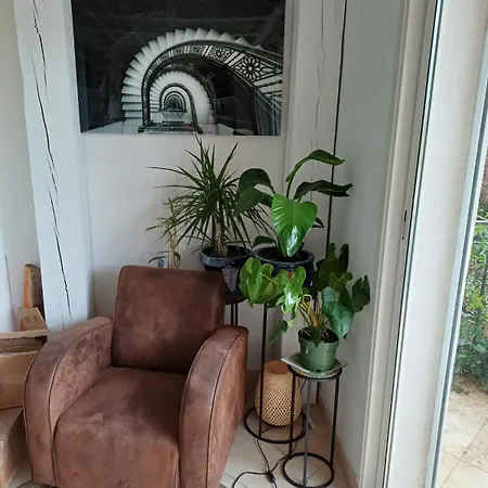 Avec Piscine Vue Sur Les Collines